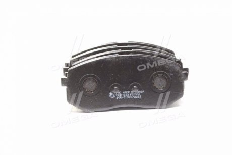 Колодки тормозные дисковые передние Hyundai/Kia PARTS-MALL PKB-E33 (фото 1)