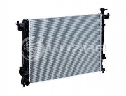 Радиатор охлаждения Sportage 1.6/2.0/2.4 (10-) IX35 2.0 (10-) МКПП (LRc 08Y5) LUZAR LRc08Y5 (фото 1)