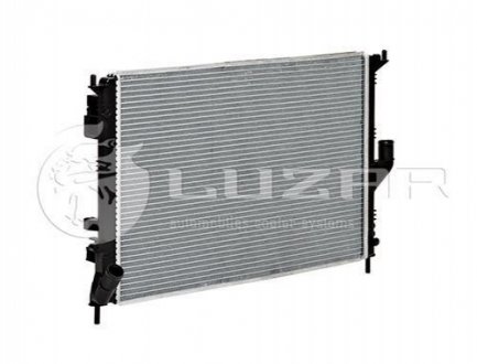 Радиатор охлаждения Logan МКПП (08-) 1,4/1,6 с конд (алюм) (LRc ReLo08139) LUZAR LRCRELO08139 (фото 1)