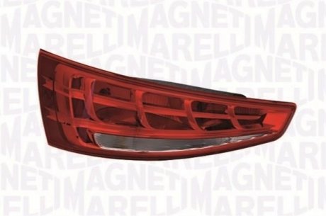 Фонарь задний L MAGNETI MARELLI 714021300701