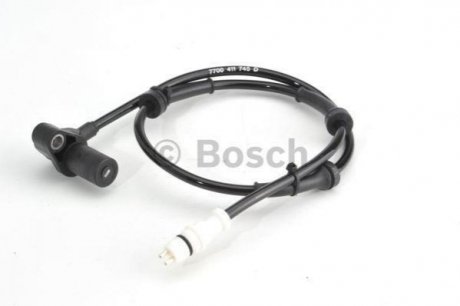 ДАТЧИК ЧАСТОТИ ОБЕРТАННЯ DF6 перед. BOSCH 0 265 006 384